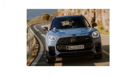 カントリーマンに新たな限定車。