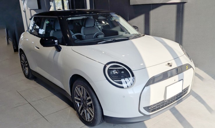 MINI クーパー SE